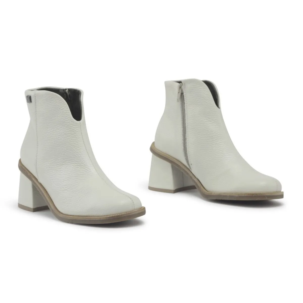 Bottines basses en cuir talon bottier - Blanc